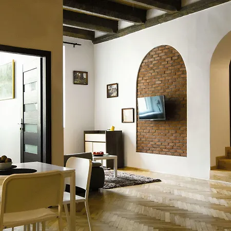 P&J Apartments Florianska-3